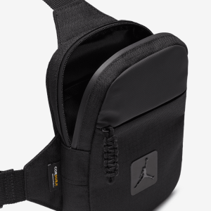 JAMFRANCHISEHIPBAG-3.png 106645