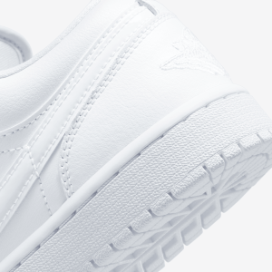 WMNSAIRJORDAN1LOW-245.png 136478