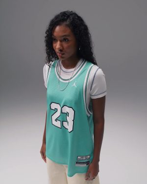 WMNSAIRJORDAN1LOW-3.jpg 18012