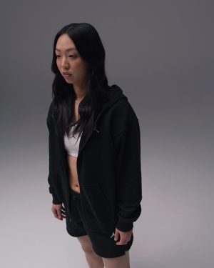 WMNSAIRJORDAN1LOW-8.jpg 18782