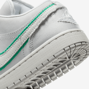 WMNSAIRJORDAN1LOWSE-168.png 133044